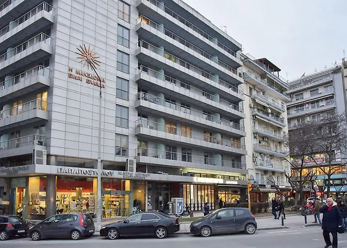 דירה Black And White 4 *